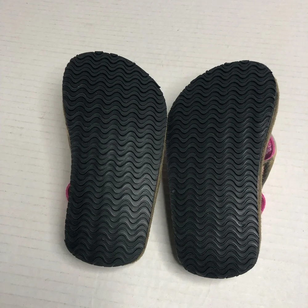 Real Tree Sandals Girls Size 8 Lil Range Pink Brown Memory Foam